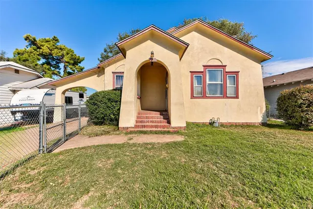Photo 2 — 1106 Sunset Drive, El Reno, OK 73036