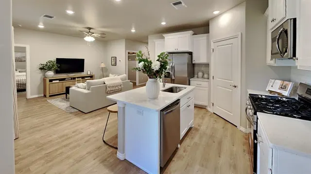 Photo 6 — 6801 Labelle Drive, Oklahoma City, OK 73132