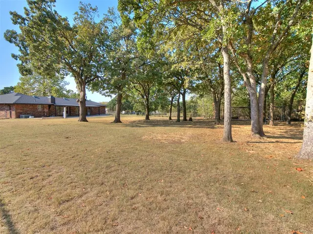 Photo 4 — 103 Clador, Chandler, OK 74834