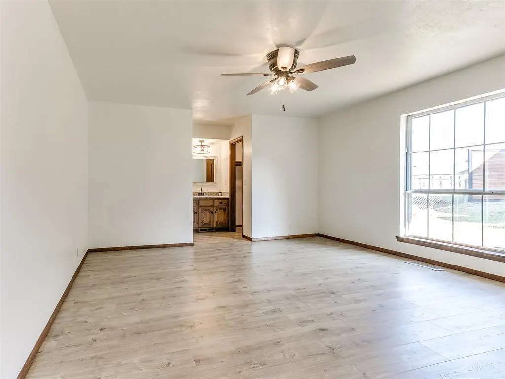 Photo 12 — 103 Clador, Chandler, OK 74834