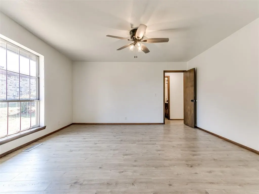 Photo 13 — 103 Clador, Chandler, OK 74834