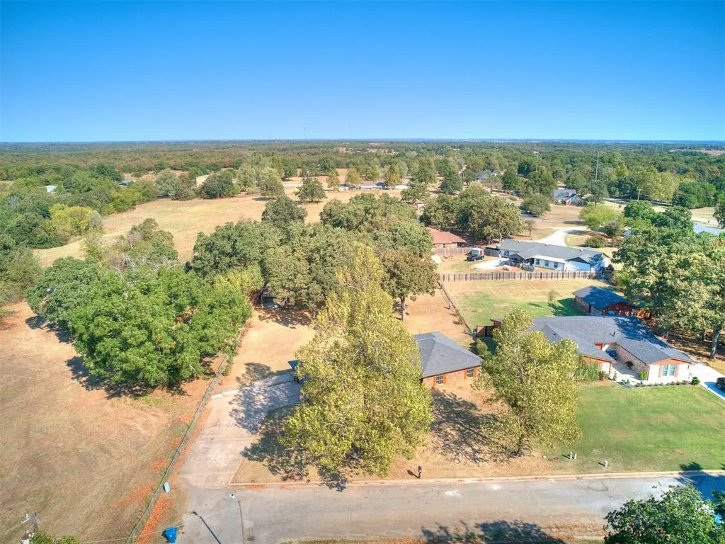 Photo 22 — 103 Clador, Chandler, OK 74834