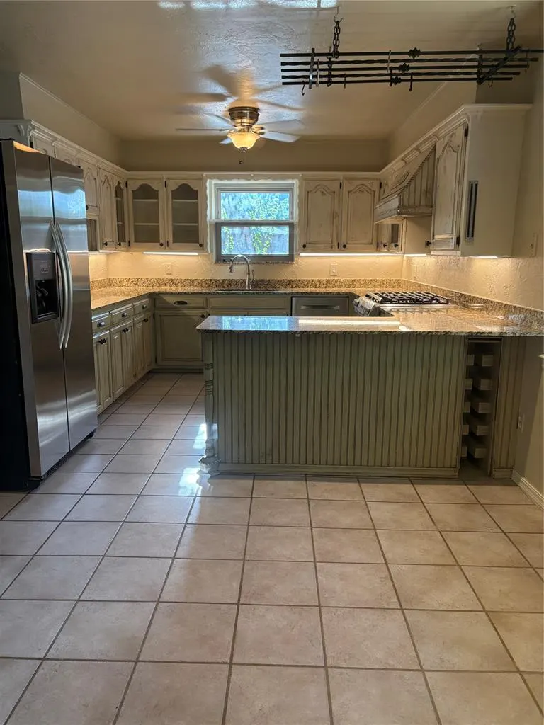 Photo 11 — 2945 Kerry Lane, Oklahoma City, OK 73120