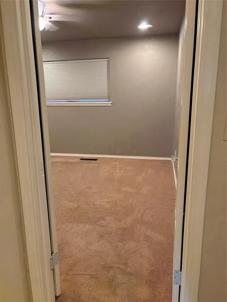 Photo 19 — 2945 Kerry Lane, Oklahoma City, OK 73120