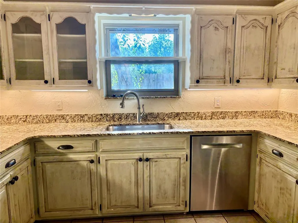 Photo 36 — 2945 Kerry Lane, Oklahoma City, OK 73120