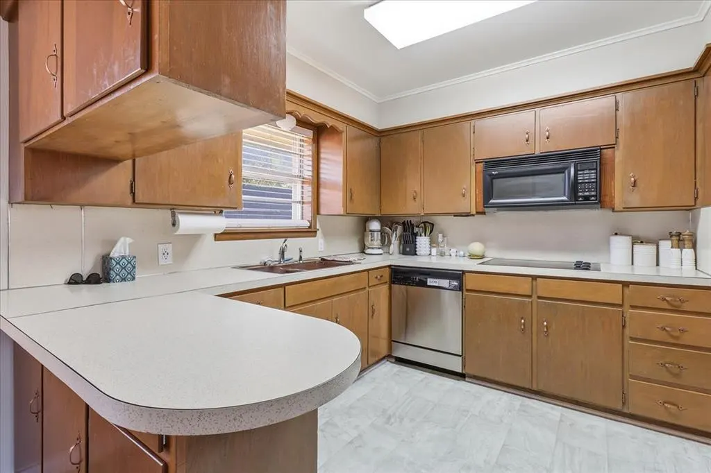 Photo 10 — 813 Standifer Road, Elk City, OK 73644