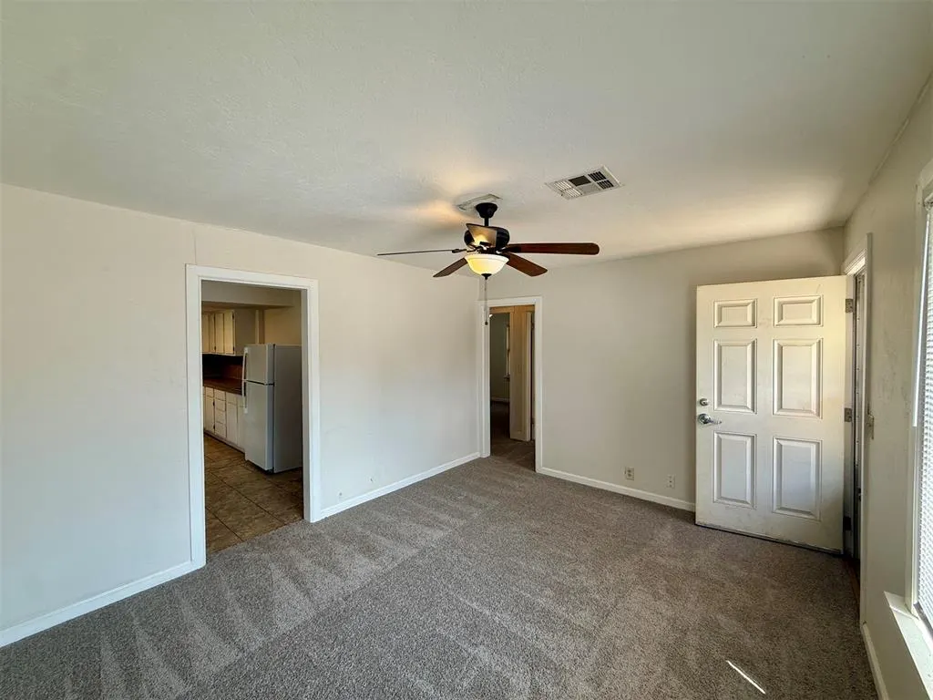 Photo 2 — 7003 NW 46th Street, Bethany, OK 73008