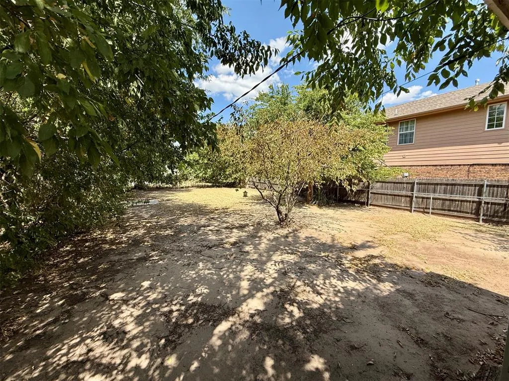 Photo 7 — 7003 NW 46th Street, Bethany, OK 73008