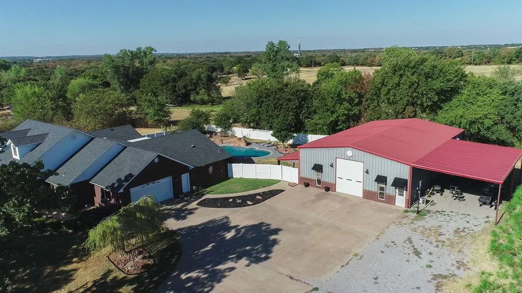 Photo 10 — 18812 Highway 76, Lindsay, OK 73052