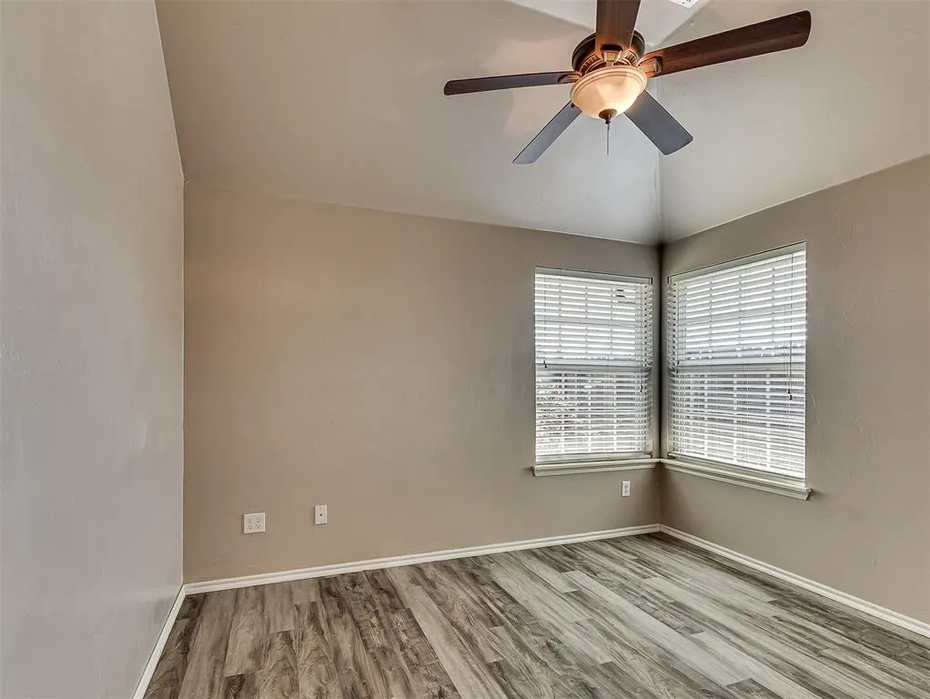 Photo 27 — 908 Ridgeway Drive, Moore, OK 73160