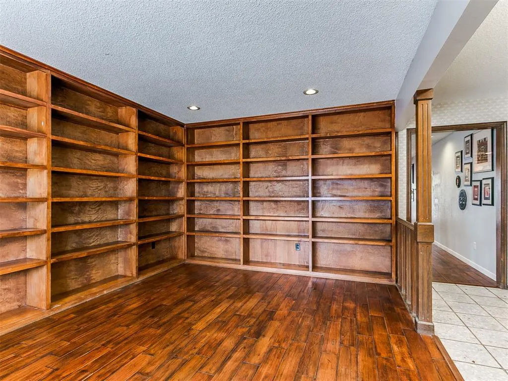 Photo 9 — 6313 N Sunnybridge Court, Oklahoma City, OK 73132
