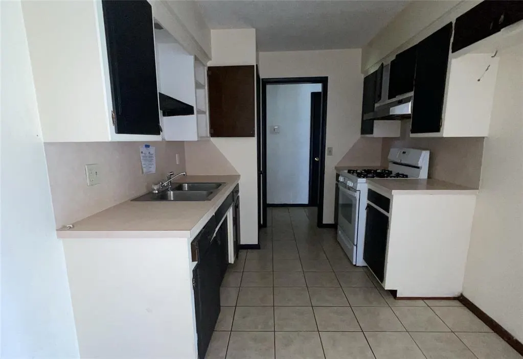 Photo 16 — 3800 Chetwood Drive, Del City, OK 73115