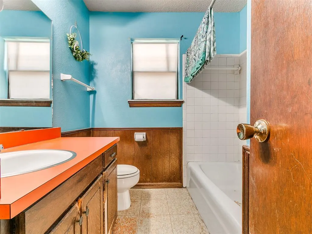 Photo 17 — 217 W Shadywood Drive, Oklahoma City, OK 73110