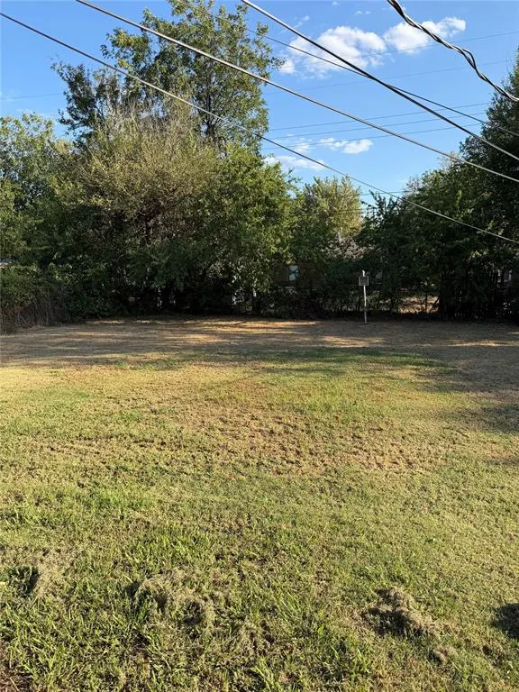 Photo 11 — 412 Babb Drive, Midwest City, OK 73110