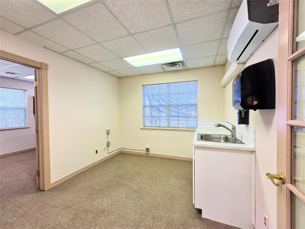 Photo 12 — 318 W Highland Street, Shawnee, OK 74801