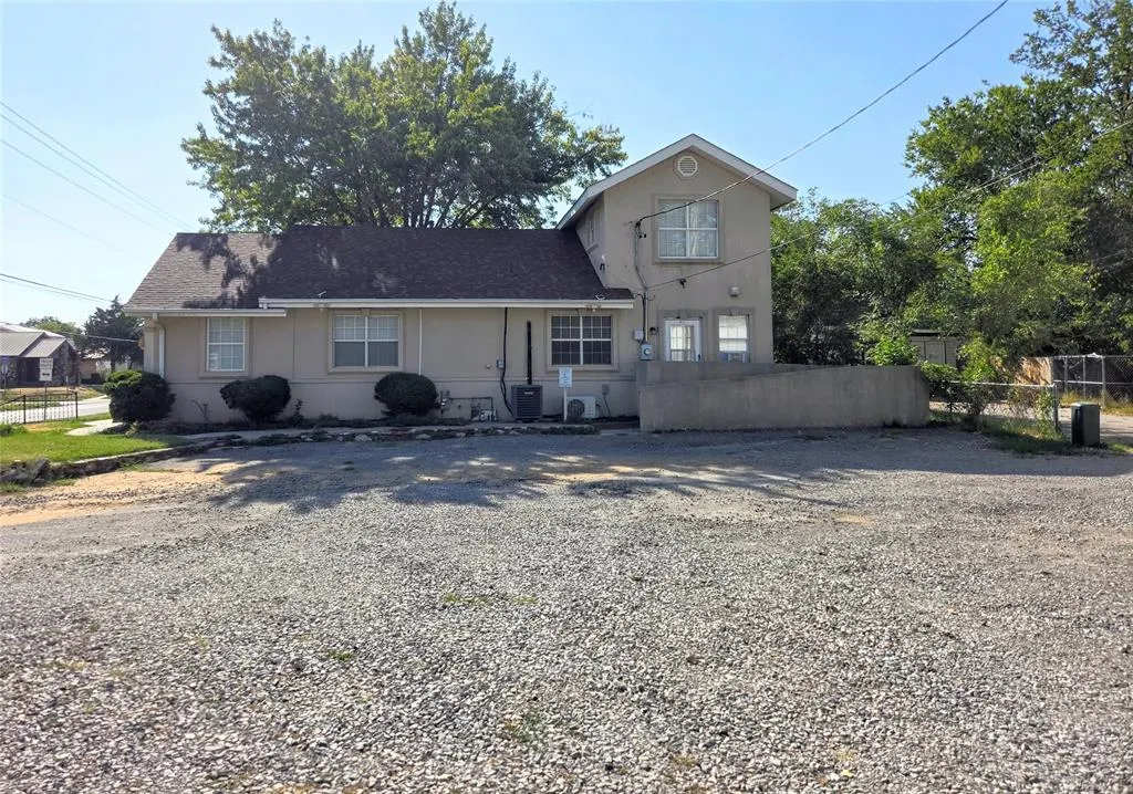 Photo 19 — 318 W Highland Street, Shawnee, OK 74801