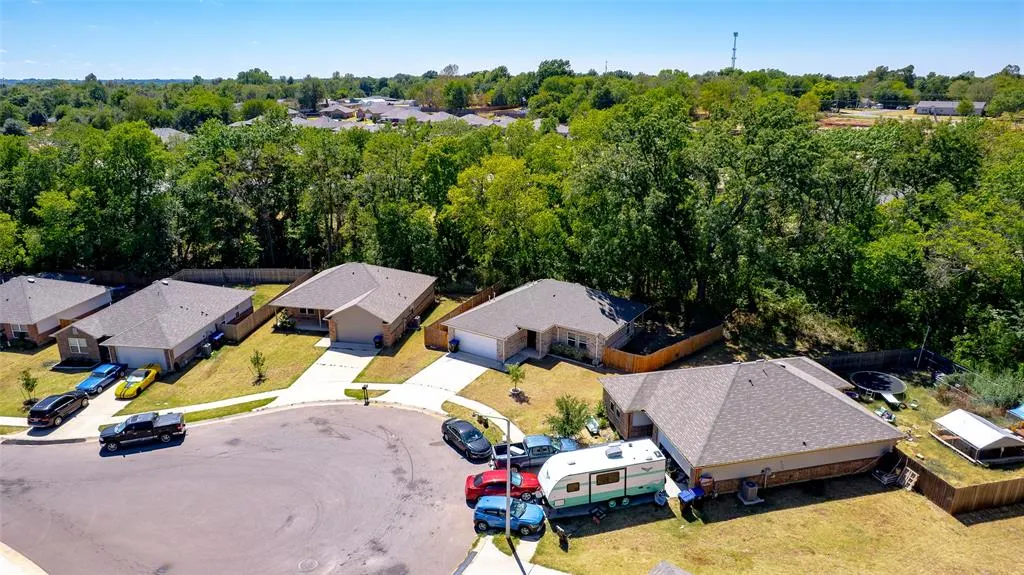 Photo 34 — 822 Highgarden Circle, Noble, OK 73068