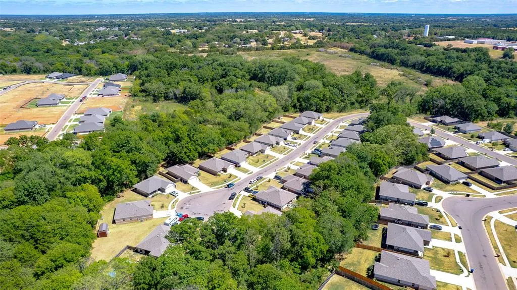Photo 37 — 822 Highgarden Circle, Noble, OK 73068