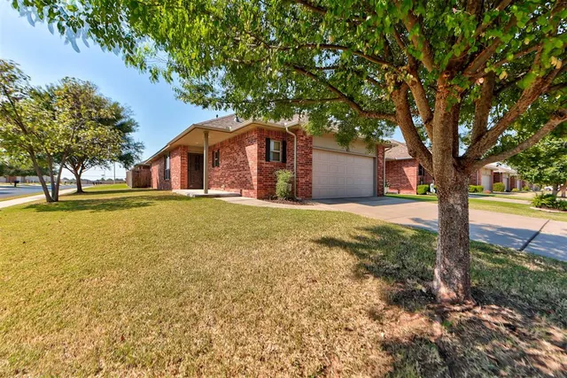 Photo 3 — 48 SE 87th Street, Oklahoma City, OK 73149