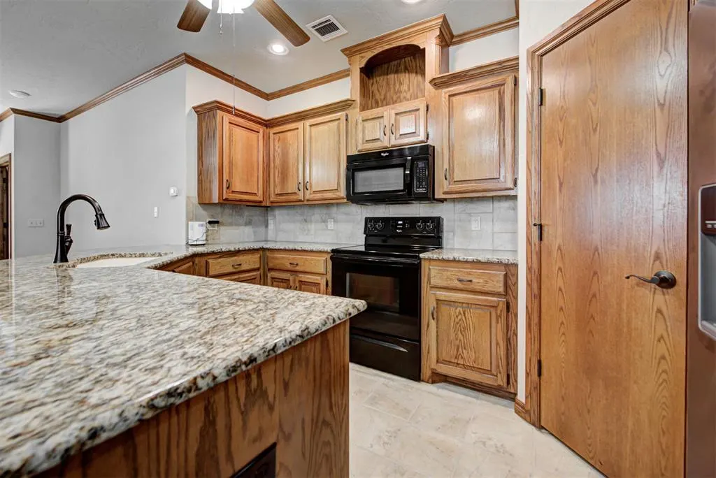 Photo 17 — 48 SE 87th Street, Oklahoma City, OK 73149