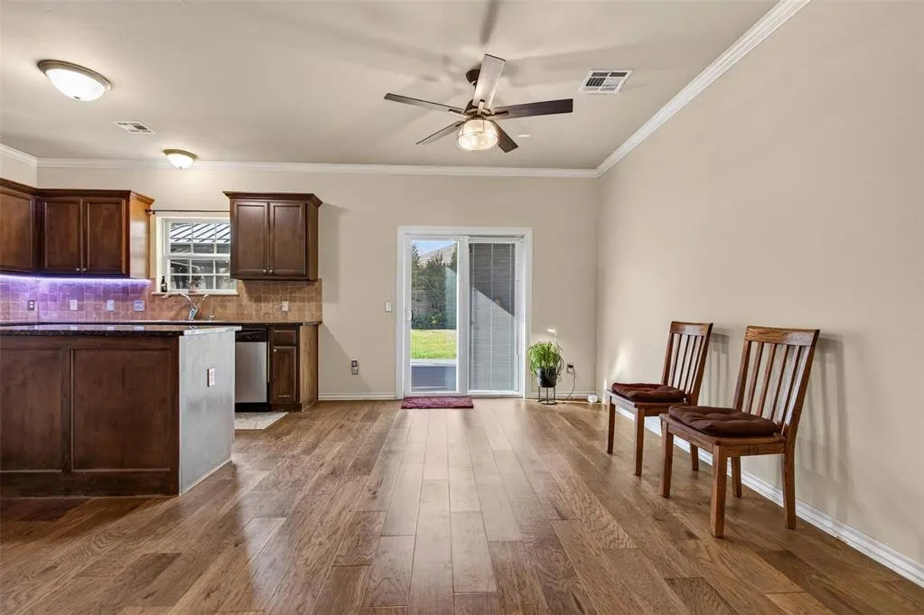 Photo 11 — 11320 NW 101st Street, Yukon, OK 73099
