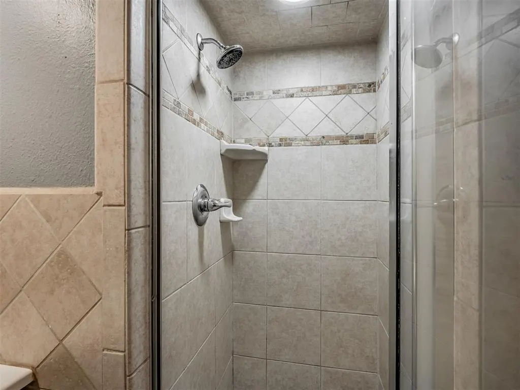 Photo 18 — 125 Farris Place, Chickasha, OK 73018