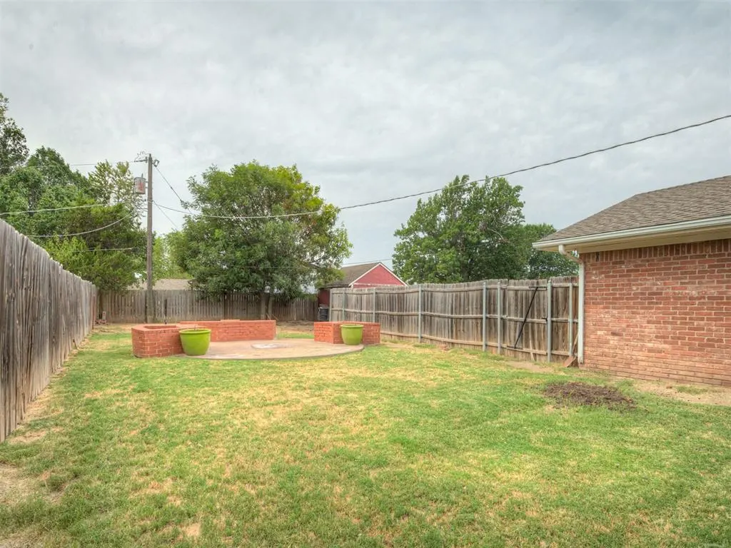 Photo 26 — 125 Farris Place, Chickasha, OK 73018