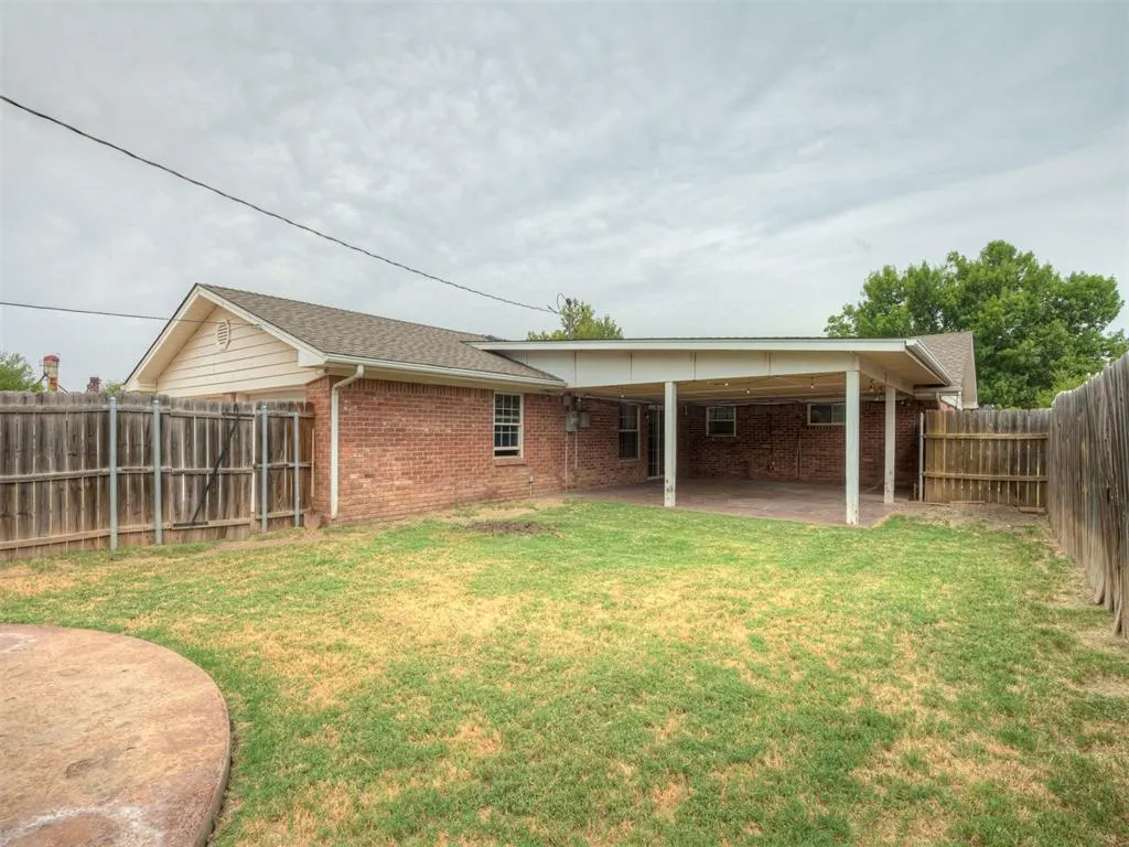 Photo 27 — 125 Farris Place, Chickasha, OK 73018
