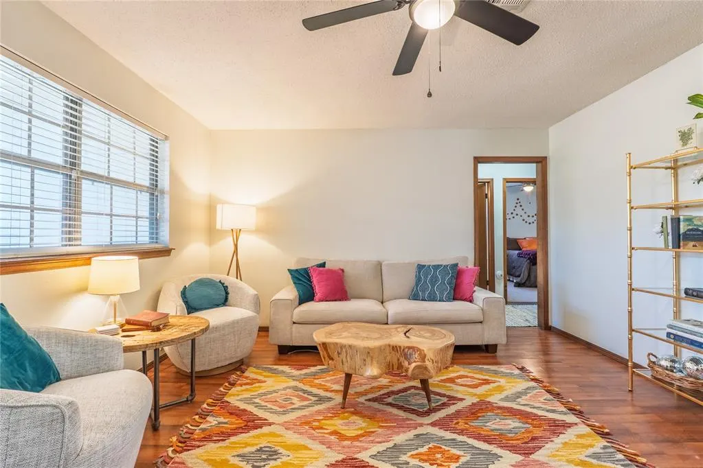 Photo 4 — 19 Red Oak Road, Shawnee, OK 74804