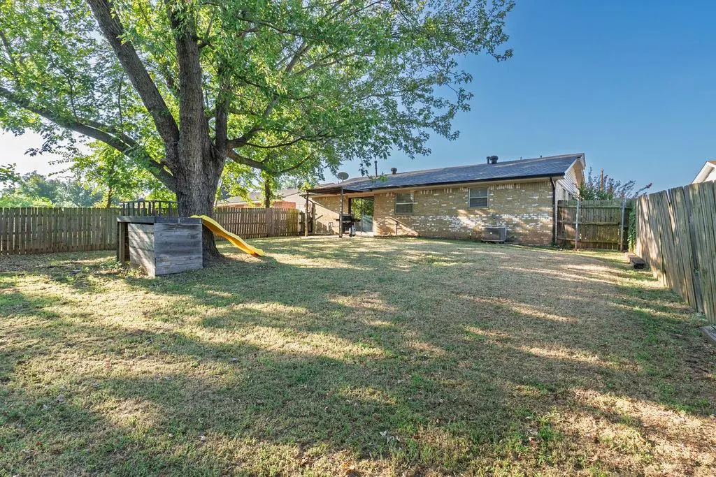 Photo 28 — 19 Red Oak Road, Shawnee, OK 74804