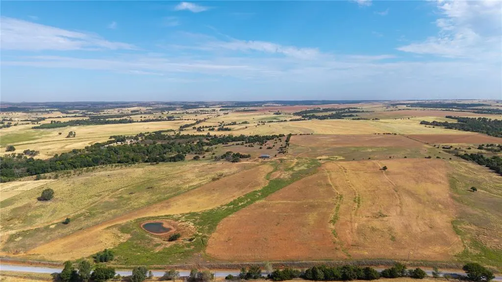 Front exterior — 0000 County Road 1140, Lookeba, OK 73053