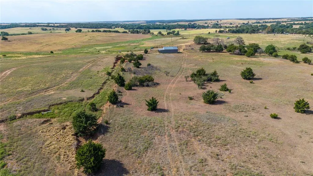 Photo 11 — 0000 County Road 1140, Lookeba, OK 73053