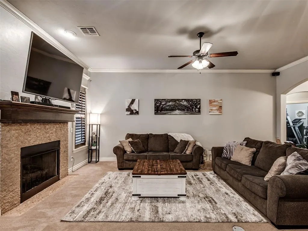 Photo 8 — 3715 Presidio Circle, Norman, OK 73072