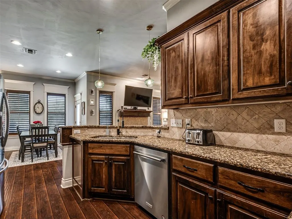 Photo 14 — 3715 Presidio Circle, Norman, OK 73072