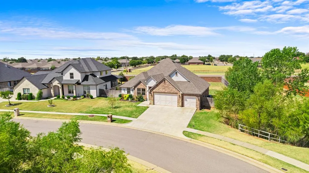 Photo 47 — 19909 Thornhaven Drive, Edmond, OK 73012