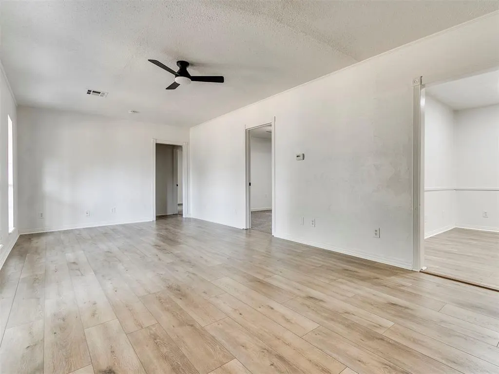 Photo 5 — 514 NW 94th Street, Oklahoma City, OK 73114