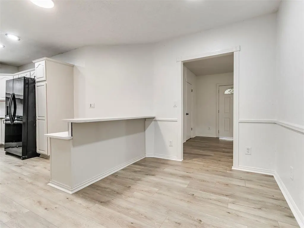 Photo 14 — 514 NW 94th Street, Oklahoma City, OK 73114