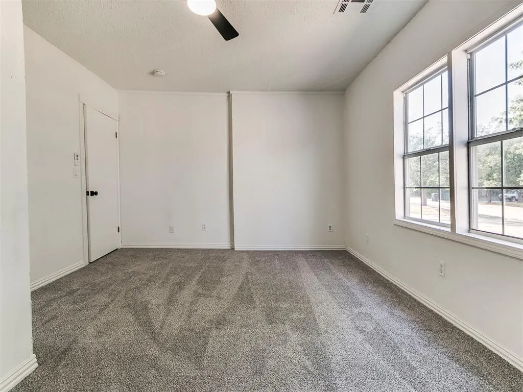 Photo 17 — 514 NW 94th Street, Oklahoma City, OK 73114
