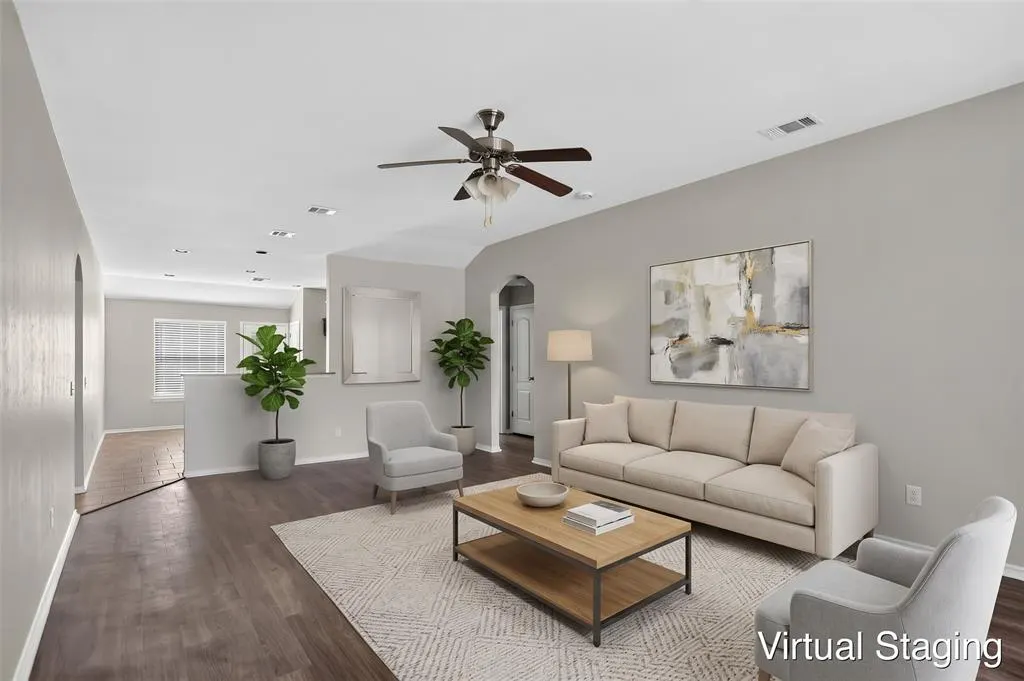 Photo 4 — 7213 E Prairie Twyne Drive, Yukon, OK 73099