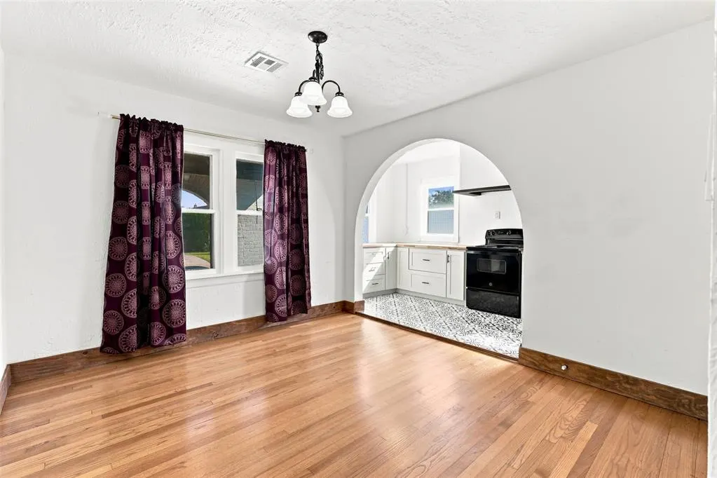 Photo 15 — 2104 NW 26th Street, Oklahoma City, OK 73107