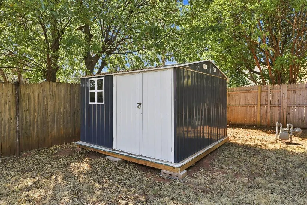 Photo 37 — 2104 NW 26th Street, Oklahoma City, OK 73107