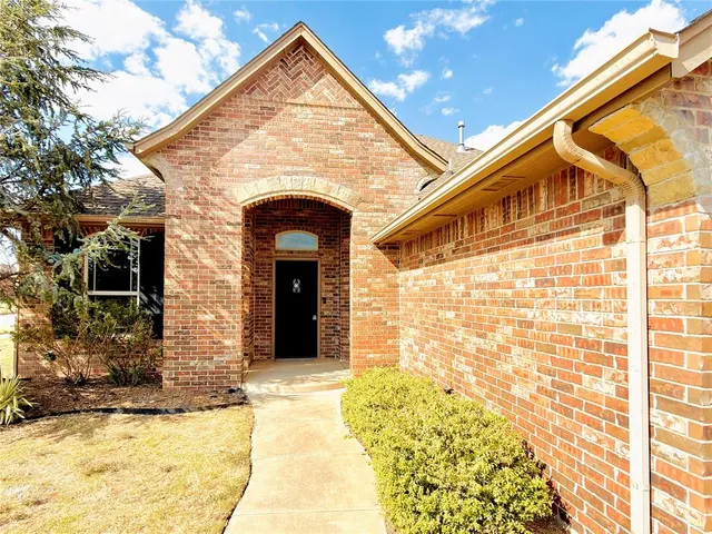 Photo 6 — 11733 SW 22nd Terrace, Yukon, OK 73099