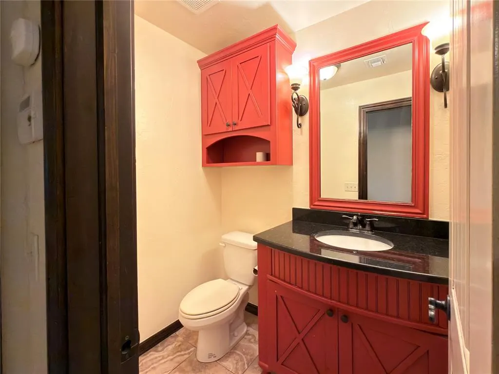 Photo 38 — 11733 SW 22nd Terrace, Yukon, OK 73099