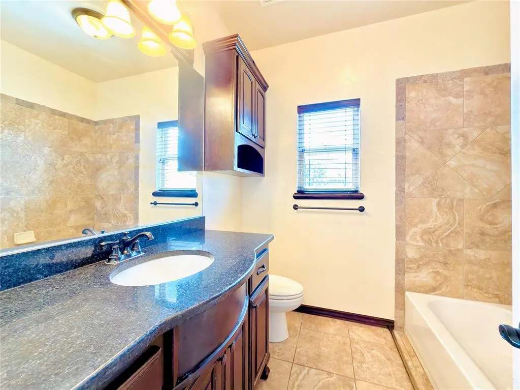 Photo 45 — 11733 SW 22nd Terrace, Yukon, OK 73099