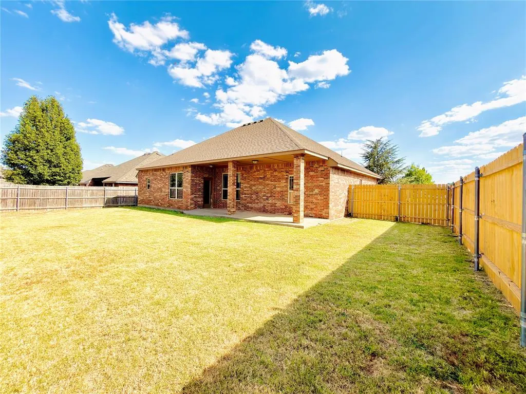 Photo 49 — 11733 SW 22nd Terrace, Yukon, OK 73099