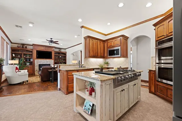Photo 7 — 4216 Frisco Bridge Boulevard, Edmond, OK 73034