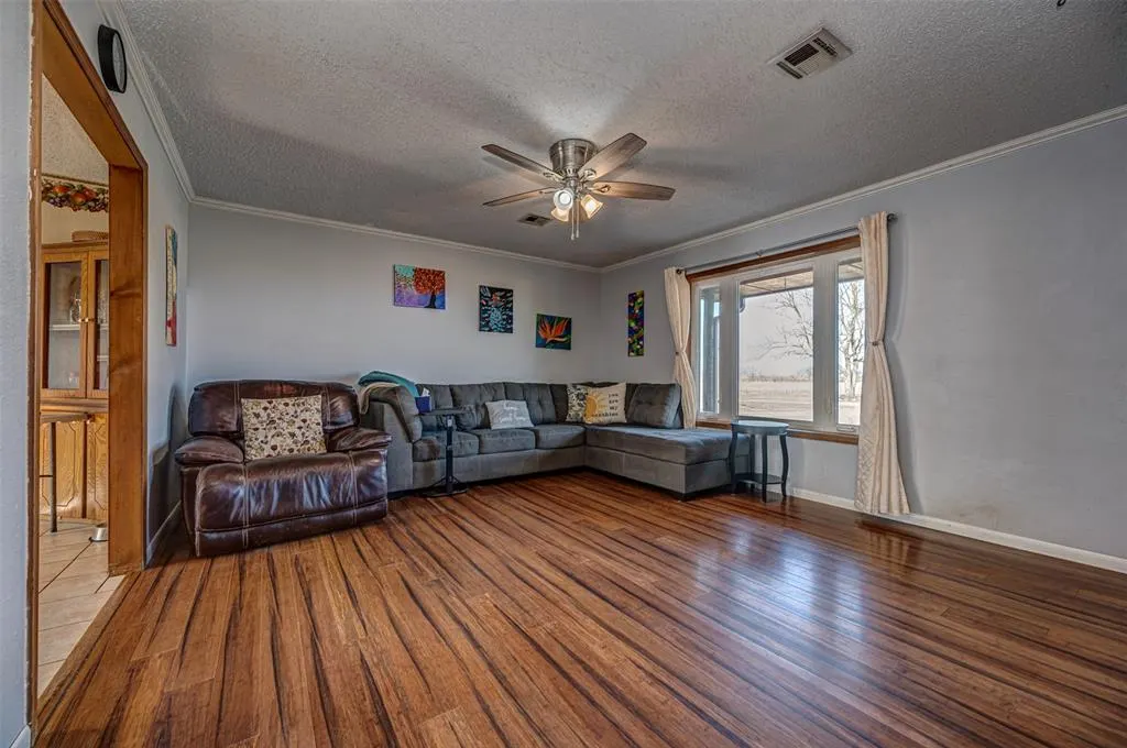 Photo 9 — 4045 County Road 1510, Stratford, OK 74872