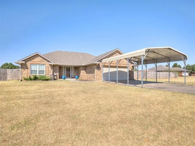 Photo 2 — 896 County Street 2941, Tuttle, OK 73089