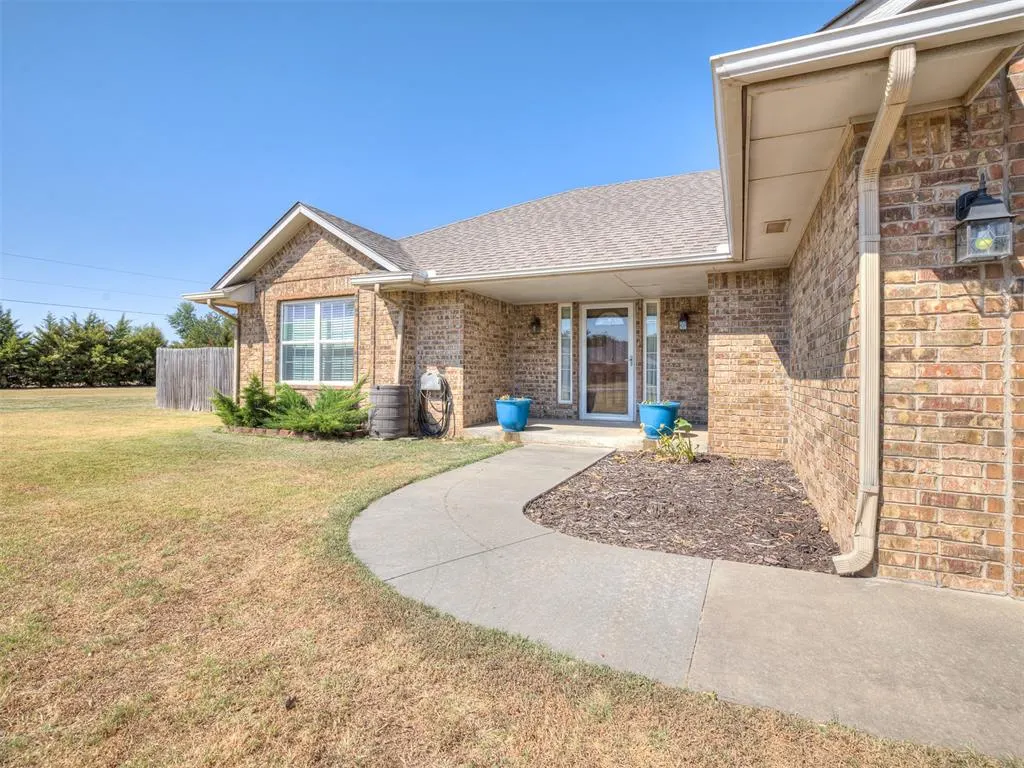 Photo 4 — 896 County Street 2941, Tuttle, OK 73089