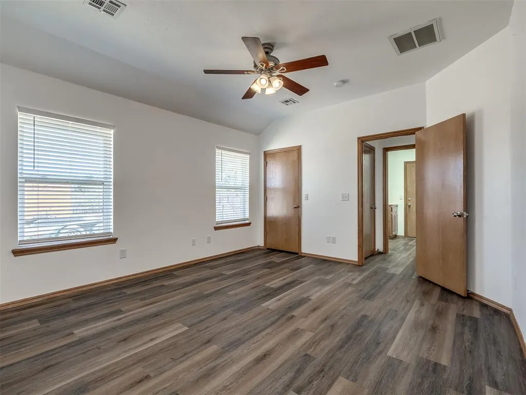 Photo 18 — 896 County Street 2941, Tuttle, OK 73089